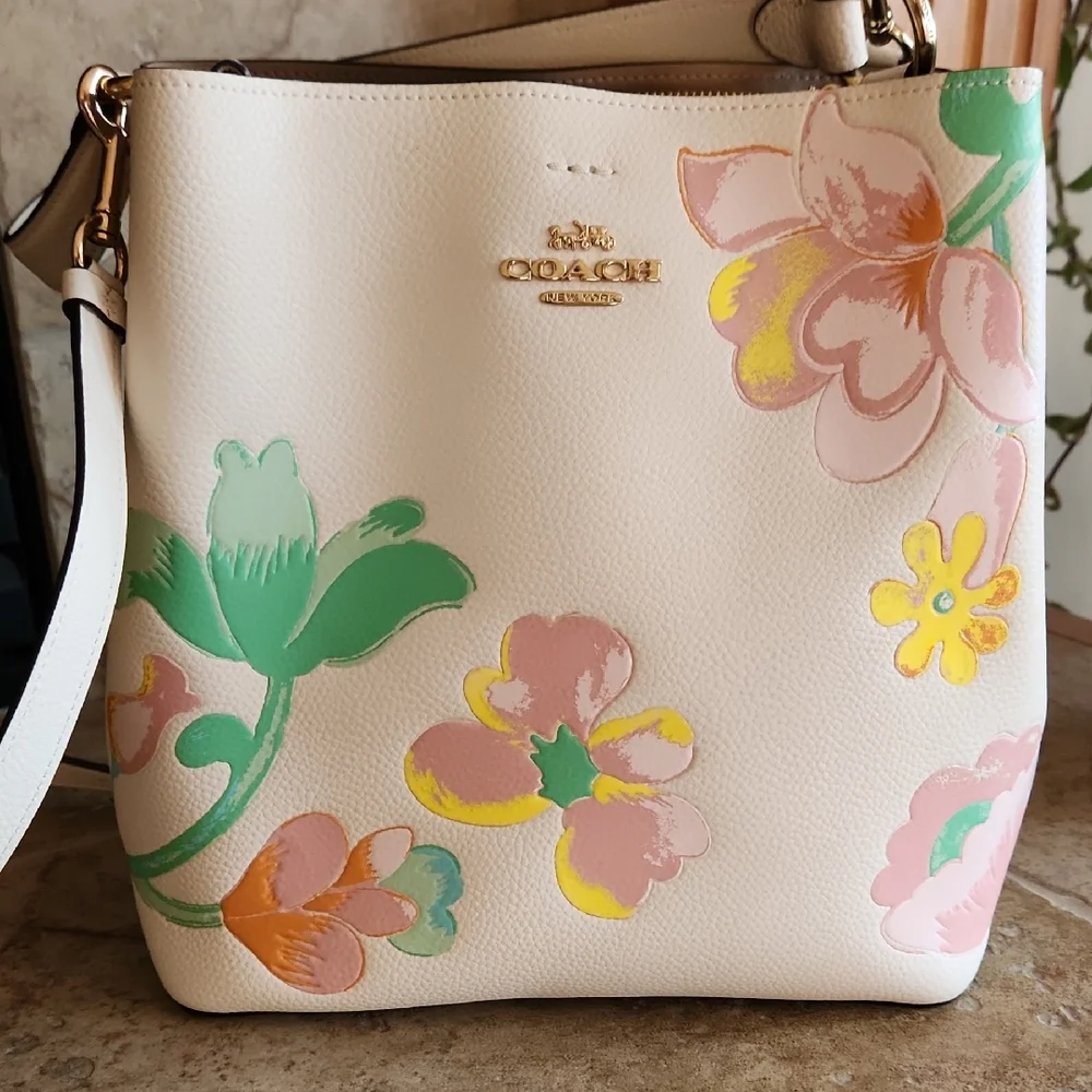 Coach Cream With Dreamy Floral Print Bucket Bag - Picture 1 of 15